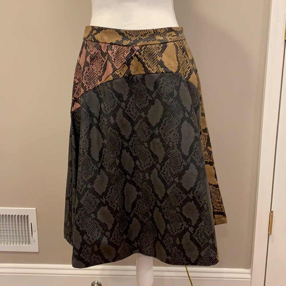 Midi skirt, NWOT